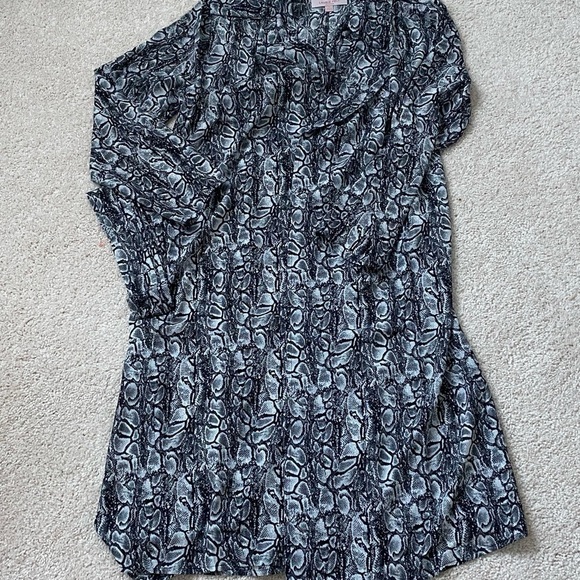 Laurie Felt Animal-Print Duster BLACK SNAKE Small Polyester Printed - Picture 12 of 16